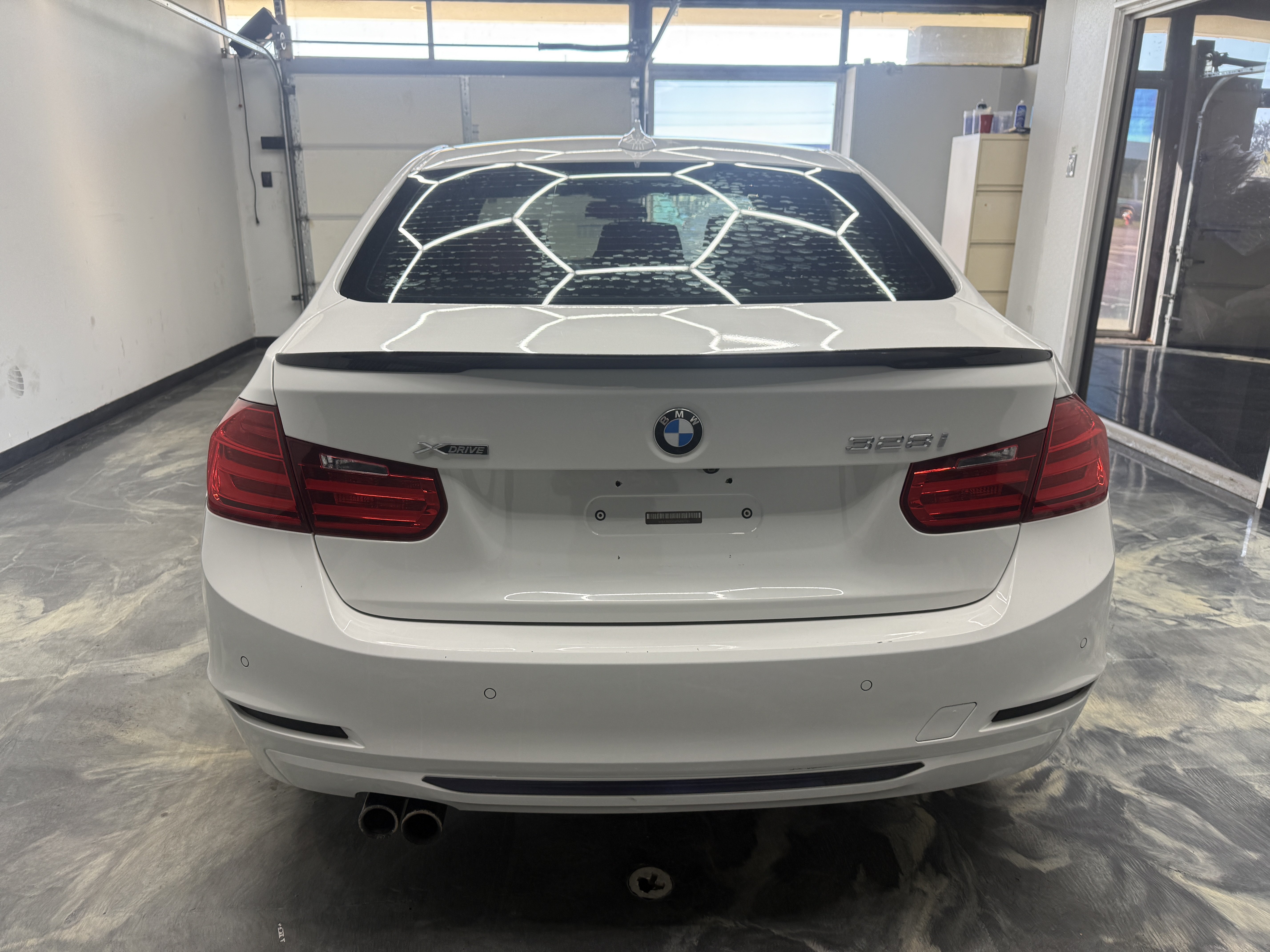 Used 2015 BMW 328i xDrive Sedan AWD/4WD image 4