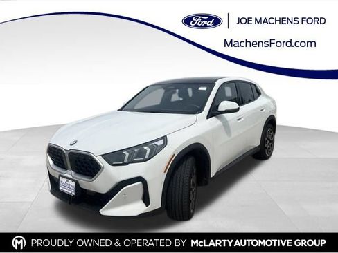 Used 2026 BMW X2 xDrive28i AWD/4WD image 1