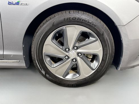 Used 2017 Hyundai Sonata Base image 32