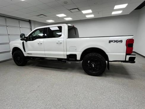 Used 2023 Ford F350 Lariat w/ Lariat Ultimate Package AWD/4WD image 6