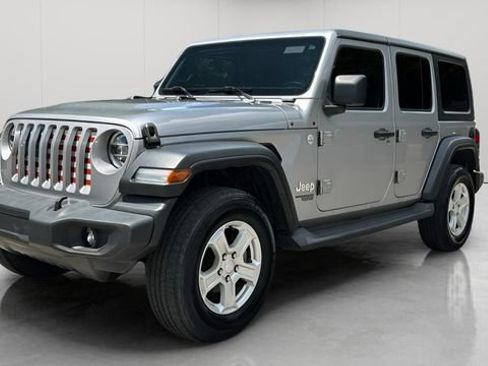 Used 2021 Jeep Wrangler Unlimited Sport AWD/4WD image 10