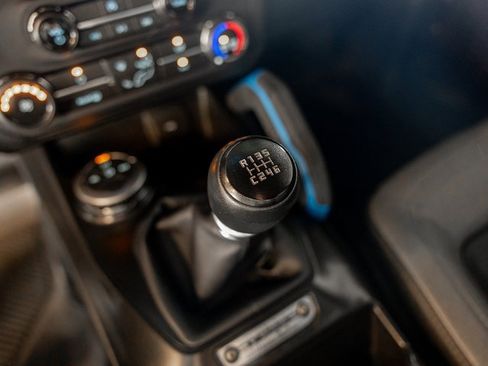 Used 2021 Ford Bronco Black Diamond image 19