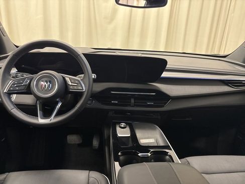 Used 2025 Buick Enclave Preferred image 19