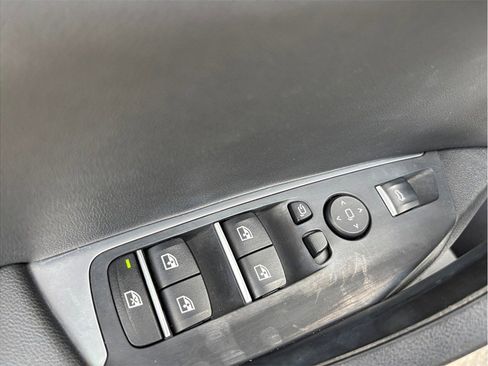 Used 2019 BMW X3 sDrive30i w/ Driving Assistance Package image 23