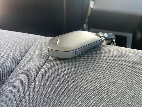 Used 2025 Kia K4 LXS image 23