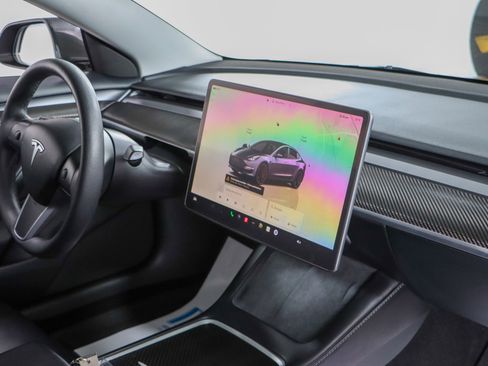 Used 2023 Tesla Model 3 Performance image 23