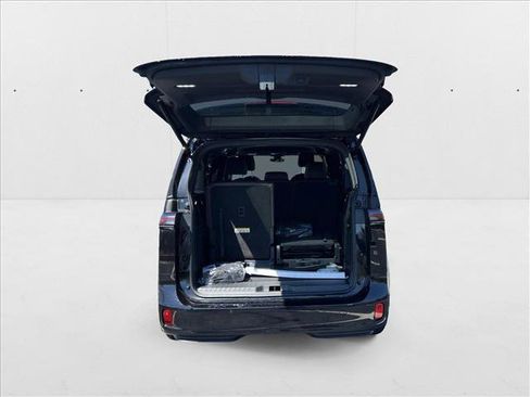 New 2025 Volkswagen ID. Buzz Pro S image 6