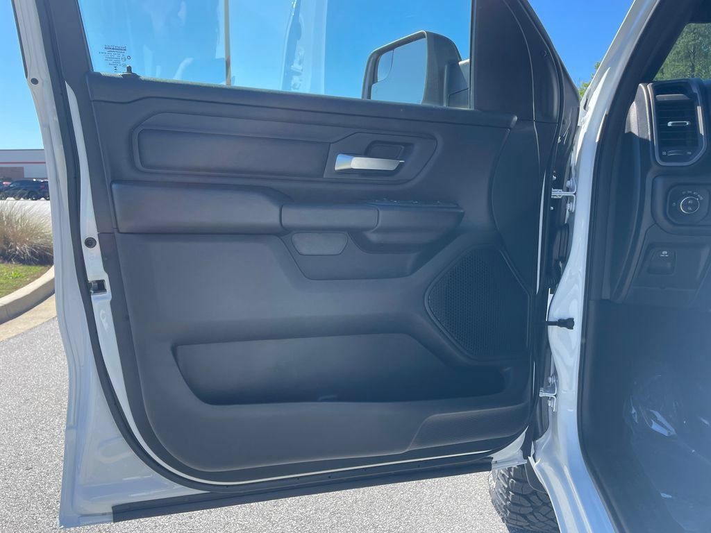 New 2026 RAM 1500 Warlock AWD/4WD image 10