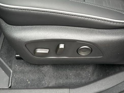 New 2026 Buick Enclave Sport Touring w/ Power Package image 17