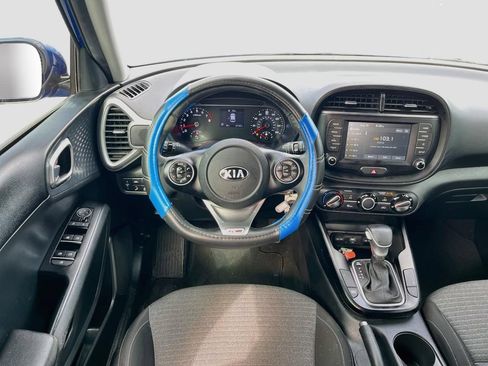 Used 2021 Kia Soul GT-Line FWD image 14