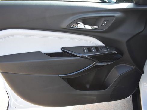 New 2026 Chevrolet Trax LT w/ Driver Confidence Package image 12