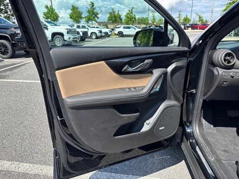 New 2025 Chevrolet Blazer Premier w/ Driver Confidence II Package FWD image 19
