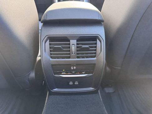 Used 2025 BMW 330i 330i w/ Convenience Package image 26