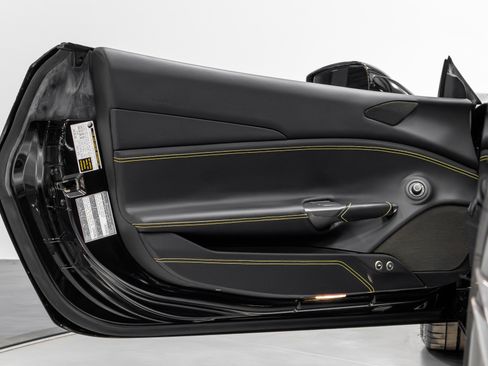 Used 2018 Ferrari 488 GTB image 50