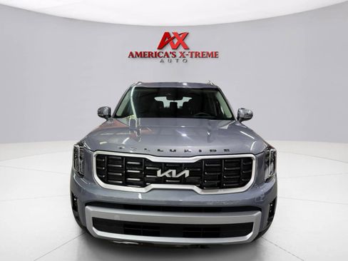 Used 2025 Kia Telluride S FWD image 10