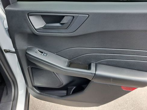 Used 2023 Ford Escape Active image 40