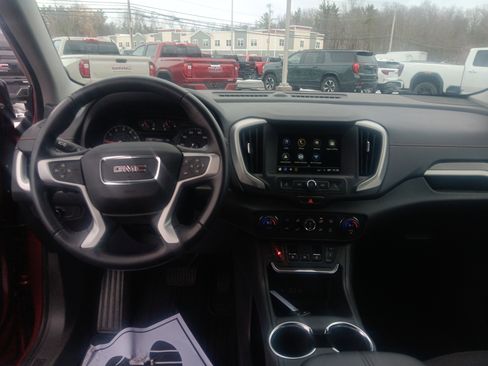 Used 2018 GMC Terrain SLE w/ Driver Convenience Package image 11