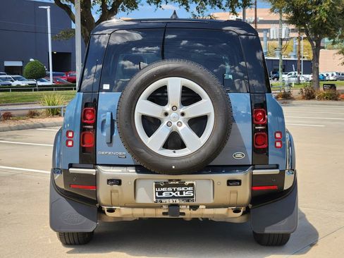 Used 2023 Land Rover Defender 110 X-Dynamic SE image 6