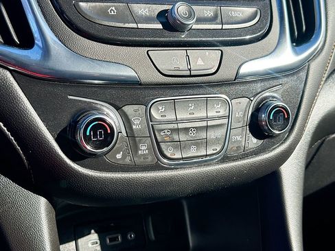 Certified 2023 Chevrolet Equinox Premier image 16