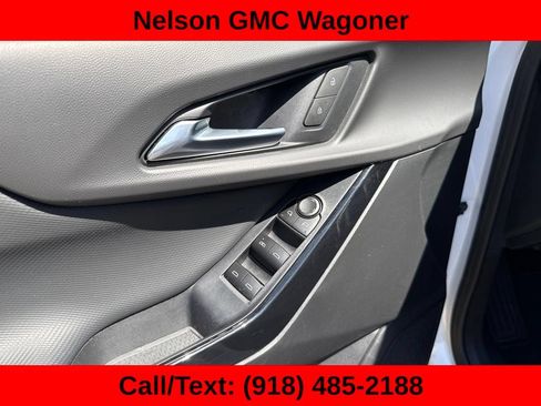 Used 2026 Chevrolet Equinox LT FWD image 10