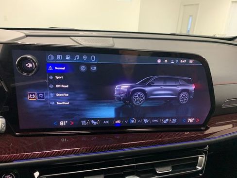 New 2026 Chevrolet Traverse RS image 47