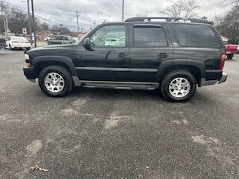 Used 2005 Chevrolet Tahoe Z71 w/ Preferred Equipment Group image 6