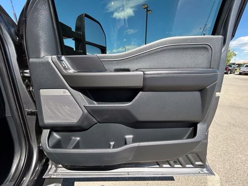 Used 2025 Ford F150 Lariat AWD/4WD image 40