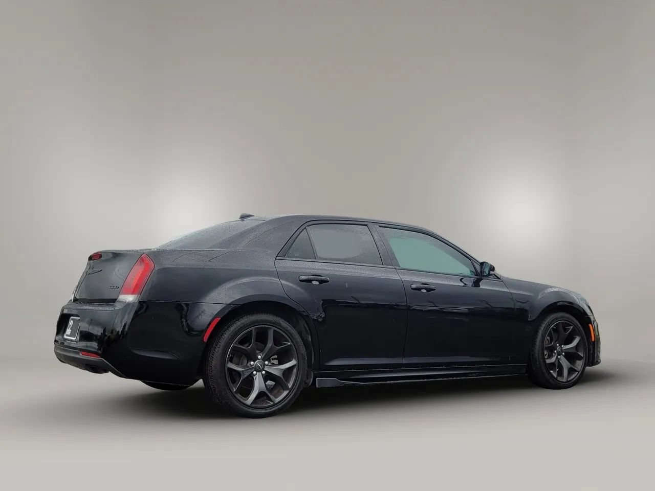 Used 2023 Chrysler 300 Touring L RWD image 26