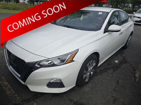 Used 2020 Nissan Altima 2.5 S FWD image 1