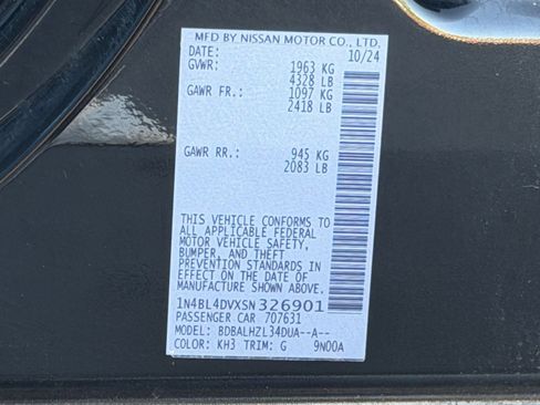 Used 2025 Nissan Altima 2.5 SV FWD image 29