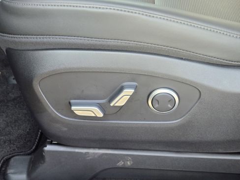 New 2026 Hyundai Ioniq 9 SEL image 18