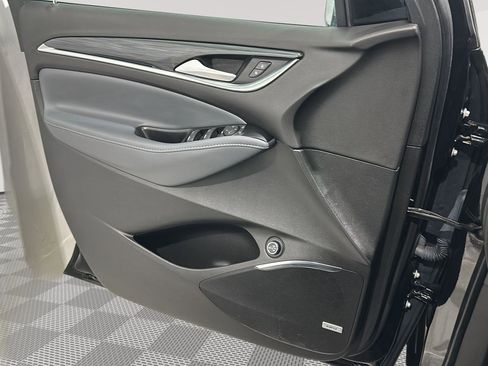 Used 2023 Buick Enclave Essence w/ Experience Buick Package image 18