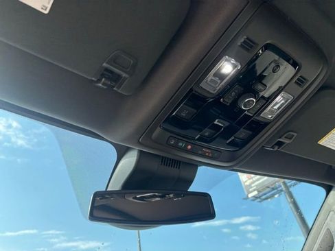 New 2026 Chevrolet Suburban Z71 image 23