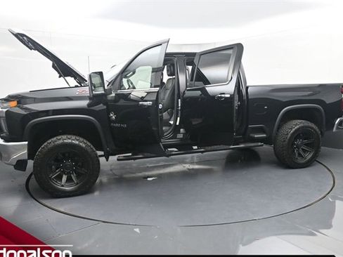 Used 2020 Chevrolet Silverado 2500 LTZ w/ LTZ Premium Package image 24