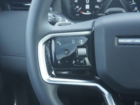 Used 2025 Land Rover Discovery Sport Dynamic SE image 12