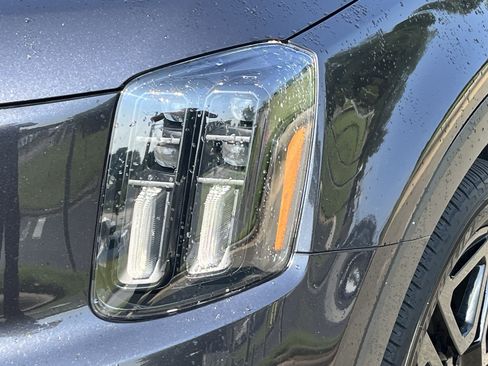 Used 2025 Kia Telluride SX Prestige X-Line AWD/4WD image 13
