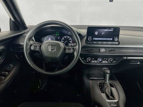 Used 2023 Honda HR-V Sport image 18