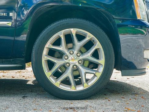 Used 2009 Cadillac Escalade AWD image 88