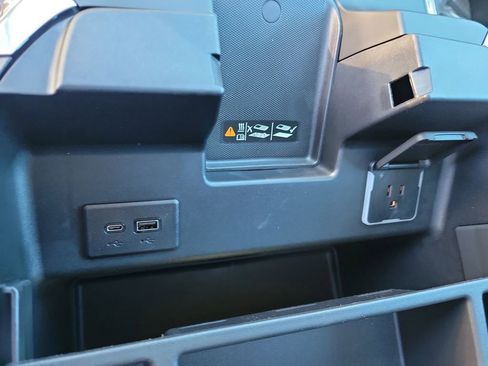 New 2026 GMC Sierra 2500 SLT w/ SLT Premium Package image 35