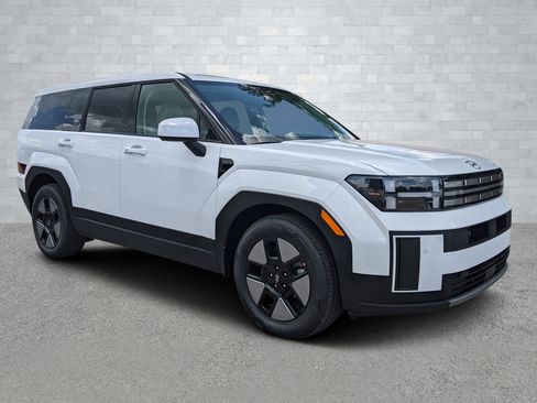 New 2026 Hyundai Santa Fe SE image 2