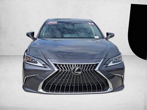 Used 2024 Lexus ES 250 w/ Premium Package AWD/4WD image 2