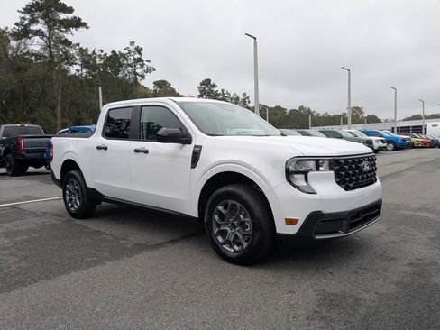 New 2025 Ford Maverick XLT w/ XLT Luxury Package image 2