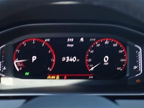 New 2025 Volkswagen Jetta SEL image 12