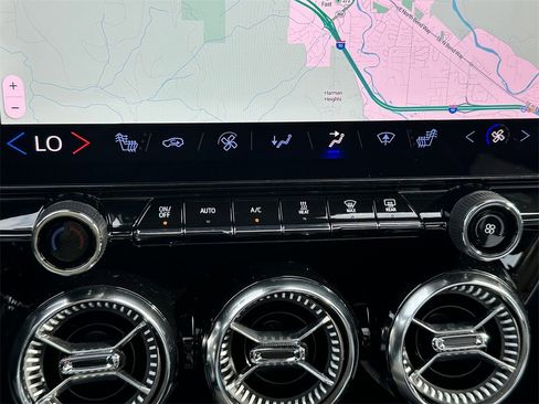 Used 2024 Chevrolet Blazer EV LT image 29