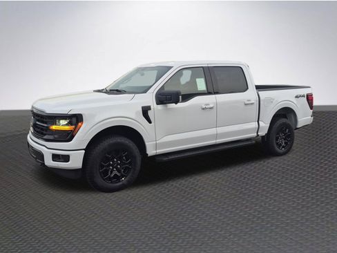 New 2026 Ford F150 XLT w/ Equipment Group 302A MID AWD/4WD image 2