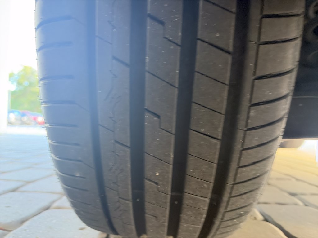 Certified 2024 Volkswagen Tiguan SE R-Line FWD image 44
