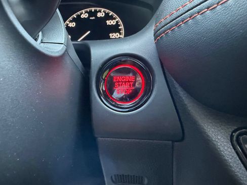 Used 2025 Honda HR-V Sport image 23