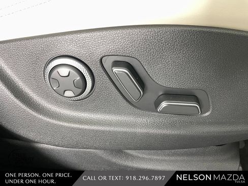 Used 2025 Genesis GV70 3.5T Sport w/ Sport Prestige Package image 50