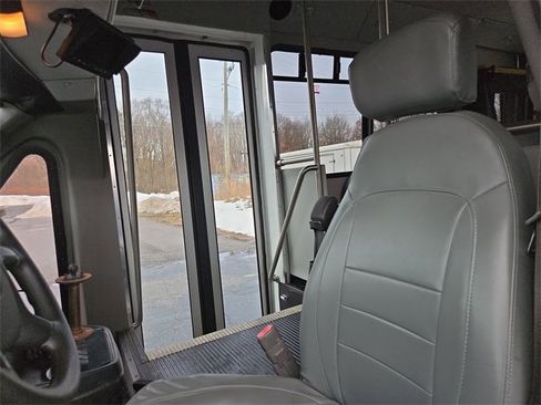 Used 2013 Chevrolet Express 3500 w/ Shuttle Bus Package image 11