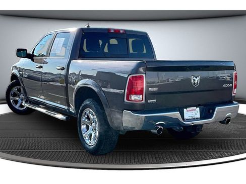 Used 2018 RAM 1500 Laramie image 2